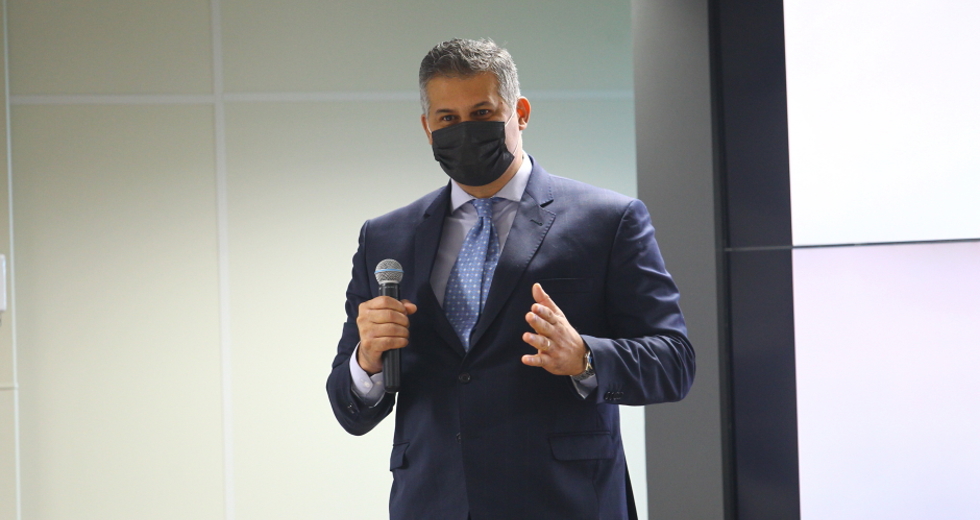 cv__6556_claudio_vieira.jpg