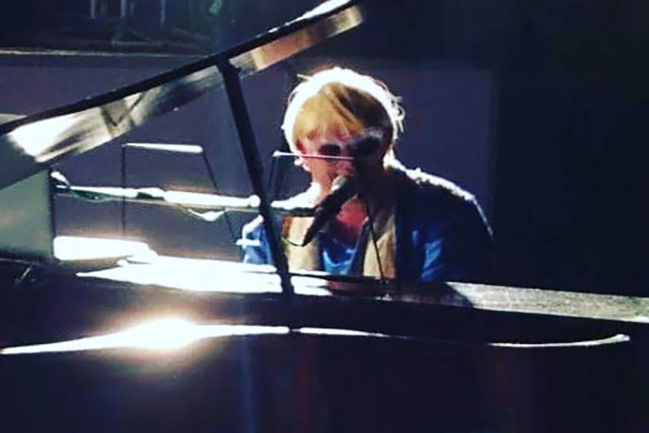 elton_john_tribute1_velho.jpg