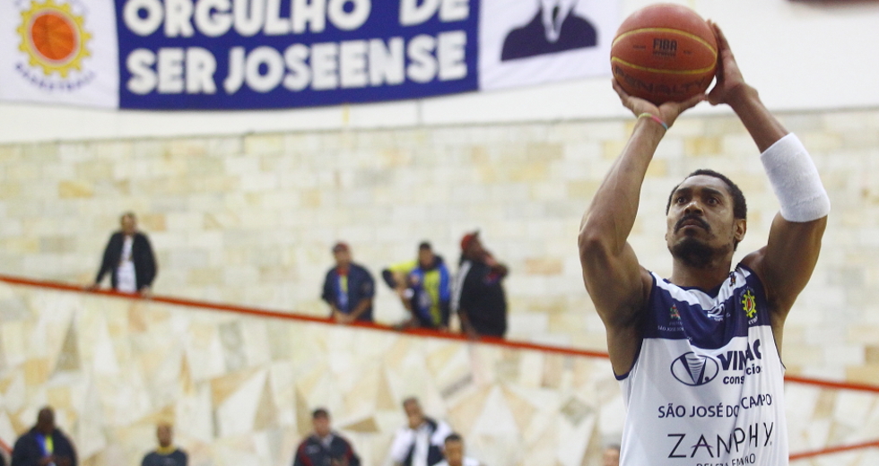 cv__4227-claudio_vieira.jpg