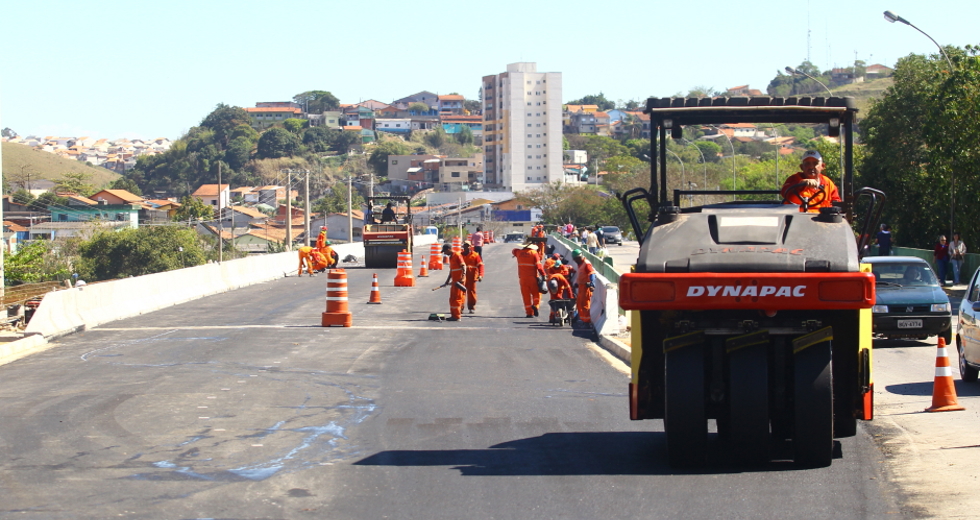 cv__6933-claudio_vieira.jpg