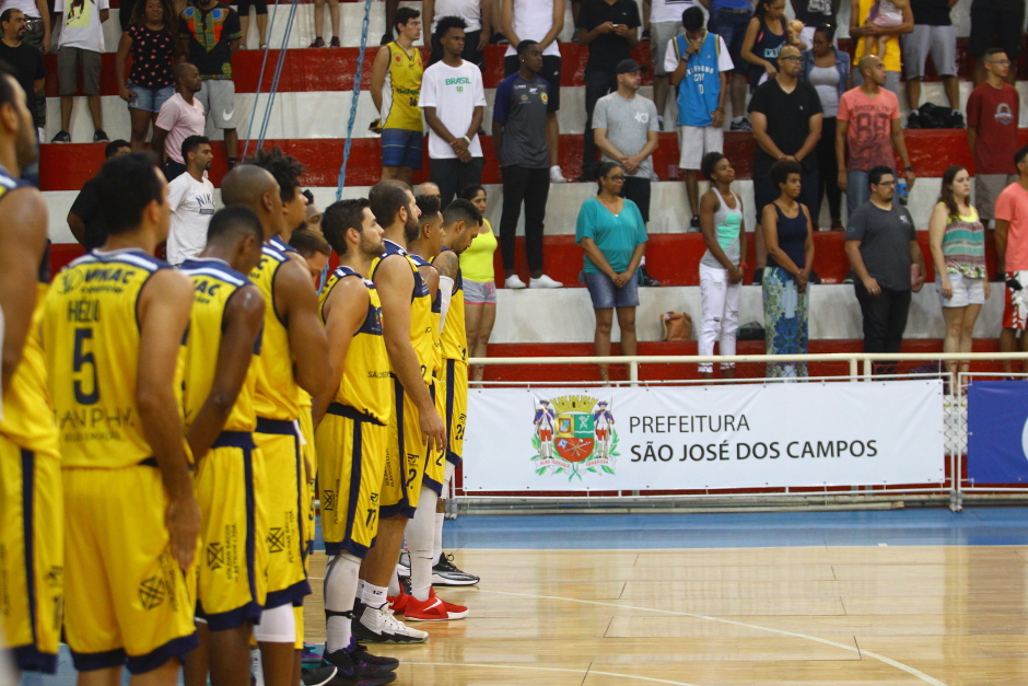 Foto: Divulgação liga_ouro_basquete_02-claudio_vieira.jpg