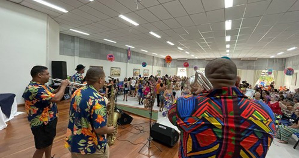 Concurso de fantasias de Carnaval na Casa do Idoso Centro
