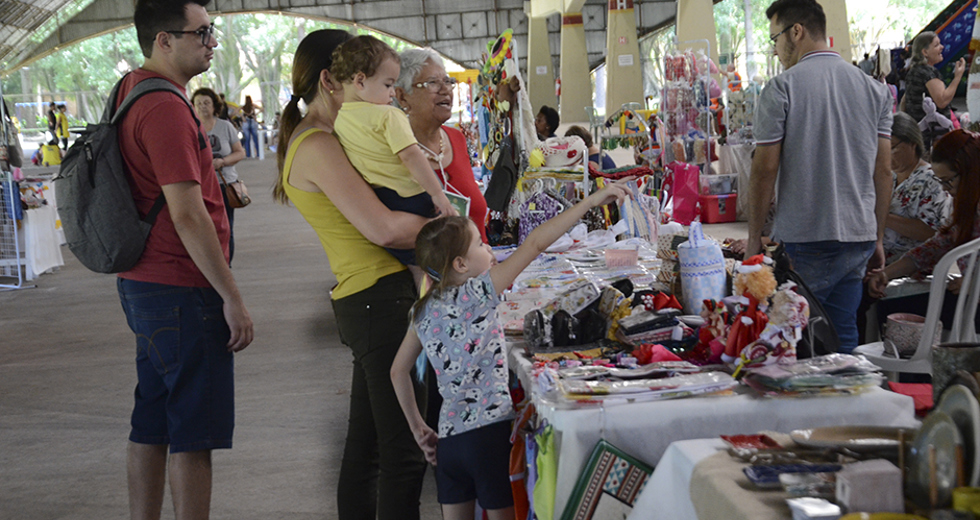 feira-de-artesanato-de-natal-07-12-2019-lucas-cabral-10.jpg
