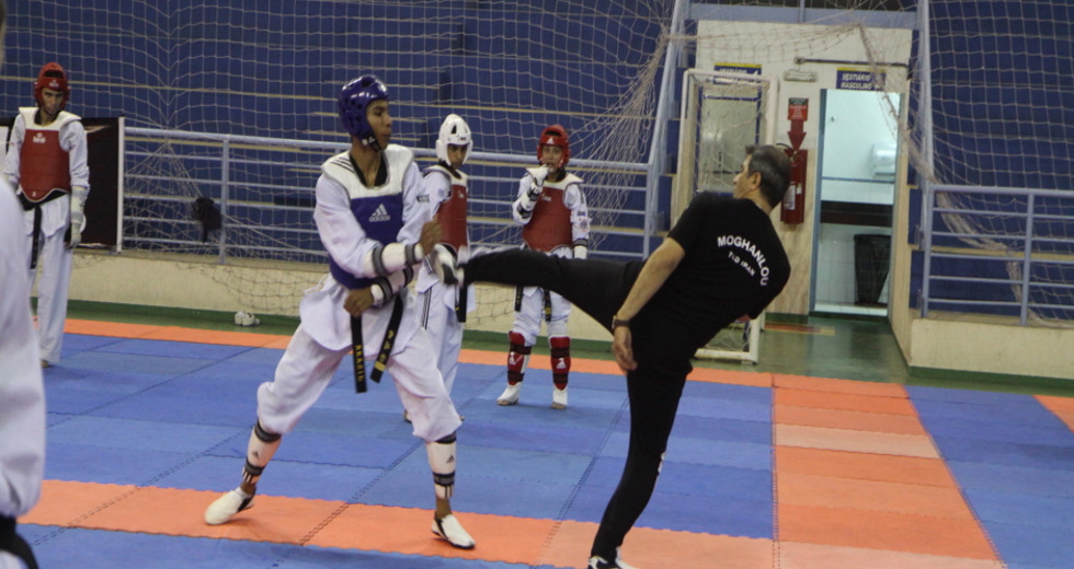 3_training_camp_taekwondo_embraeimg_6830beto_faria.jpg