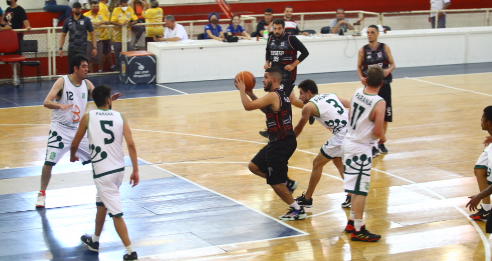 cv__4569_claudio_vieira.jpg
