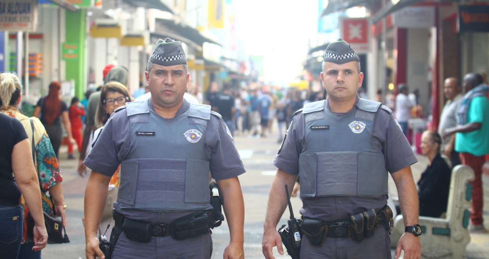 cv__7109_claudio_vieira.jpg