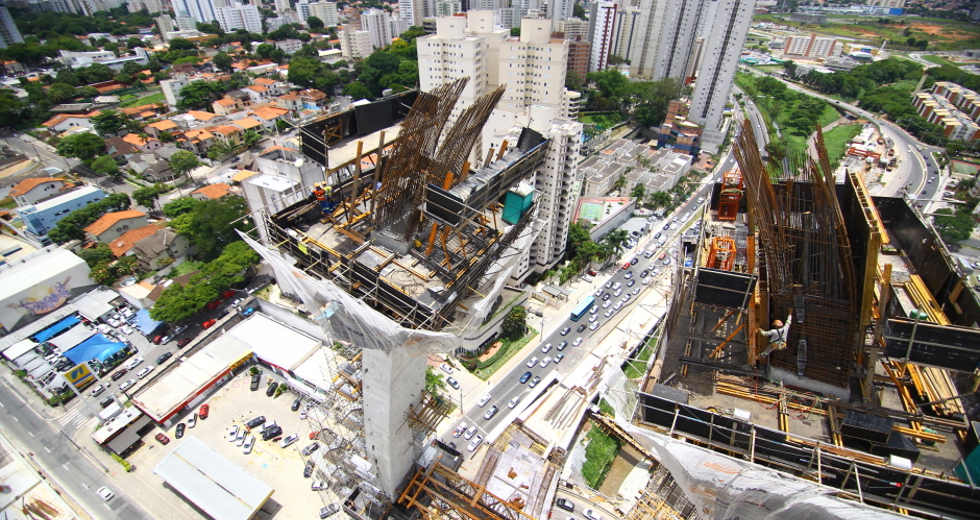 cv__8416_claudio_vieira.jpg