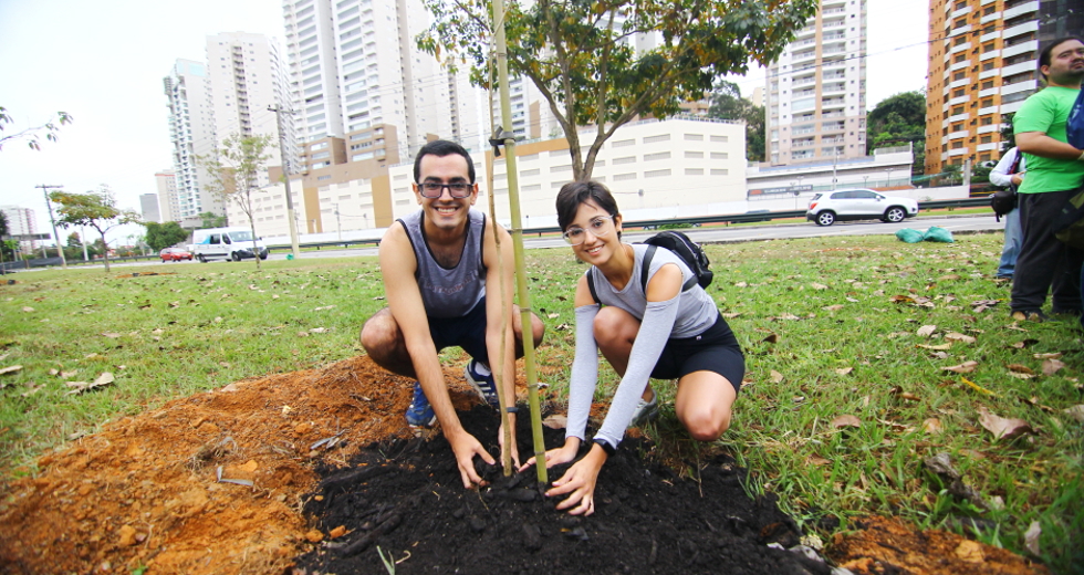 cv__8389_claudio_vieira.jpg
