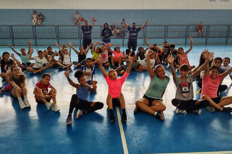 seletiva-handebol-f-2.jpg