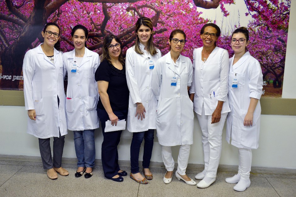profissionais-de-medicna-e-enfermagem.jpg