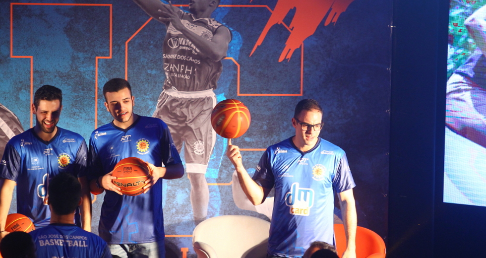 cv__9207-claudio_vieira.jpg