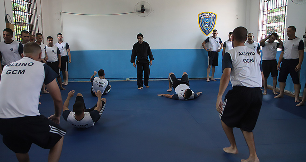 treino-de-defesa-pessoal-gcm-13-11-2019-lucas-cabral-01.jpg