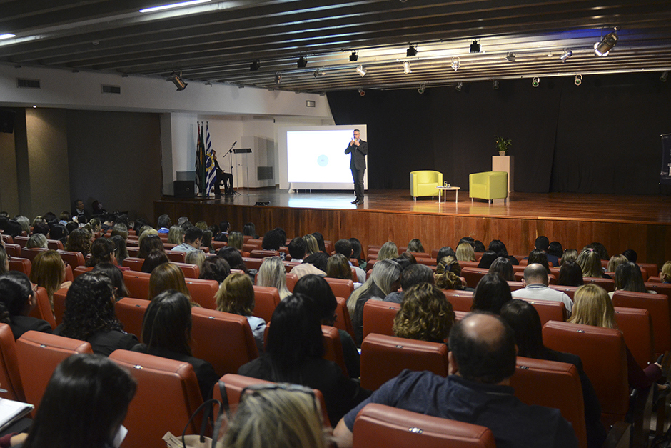 seminario-gestao-educacional-cefe-28-08-2019-lucas-cabral-22.jpg