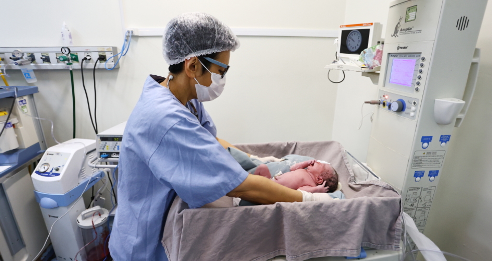 Parto de gestante com gravidez de risco no HM