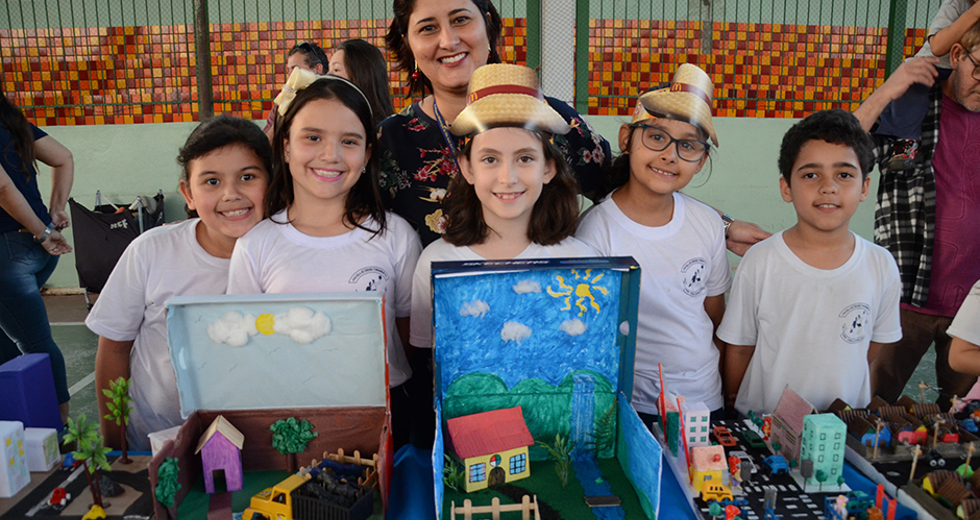 esposicao-maquetes-escola-municipal-aurea-cantinho-27-06-2019-lucas-cabral-07.jpg