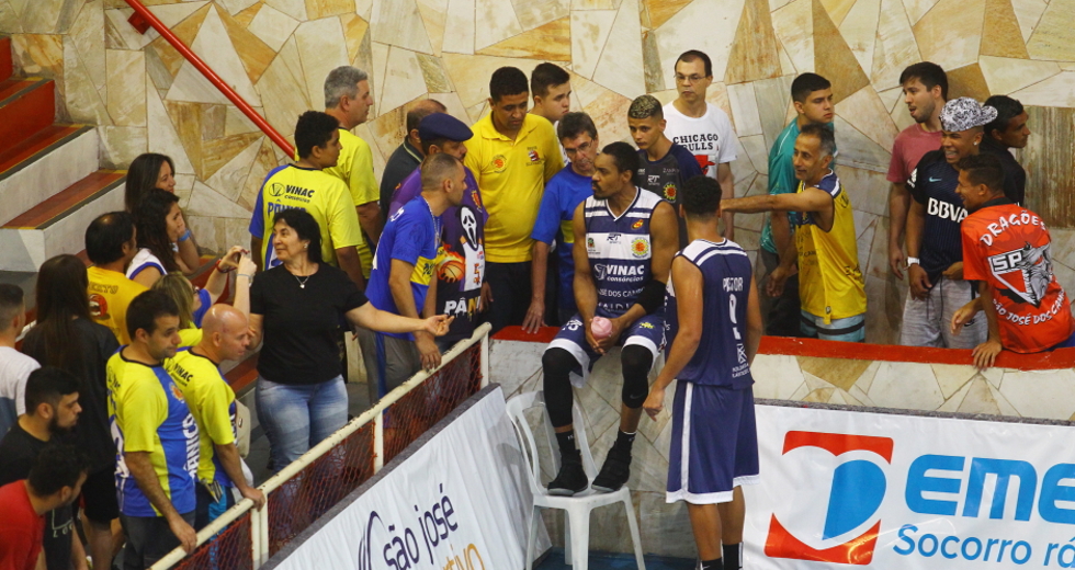 cv__9487-claudio_vieira.jpg