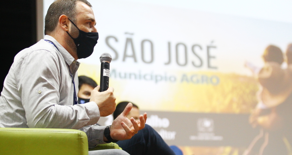 cv__1616_claudio_vieira.jpg