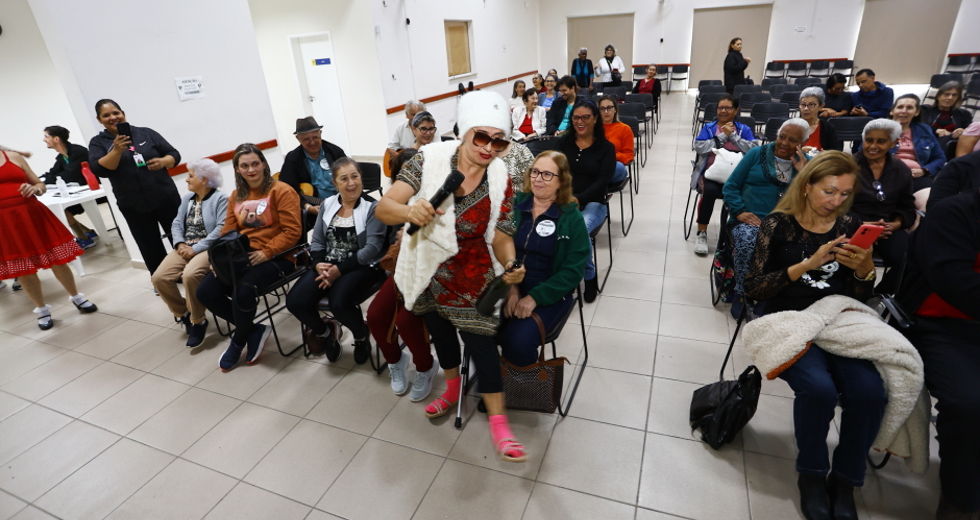 The Vovoice na Casa do Idoso Sul. Foto: Claudio Vieira/PMSJC 31-10-2025  