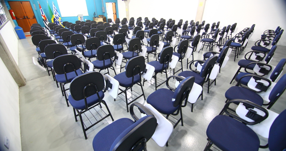 cv__8210_claudio_vieira.jpg