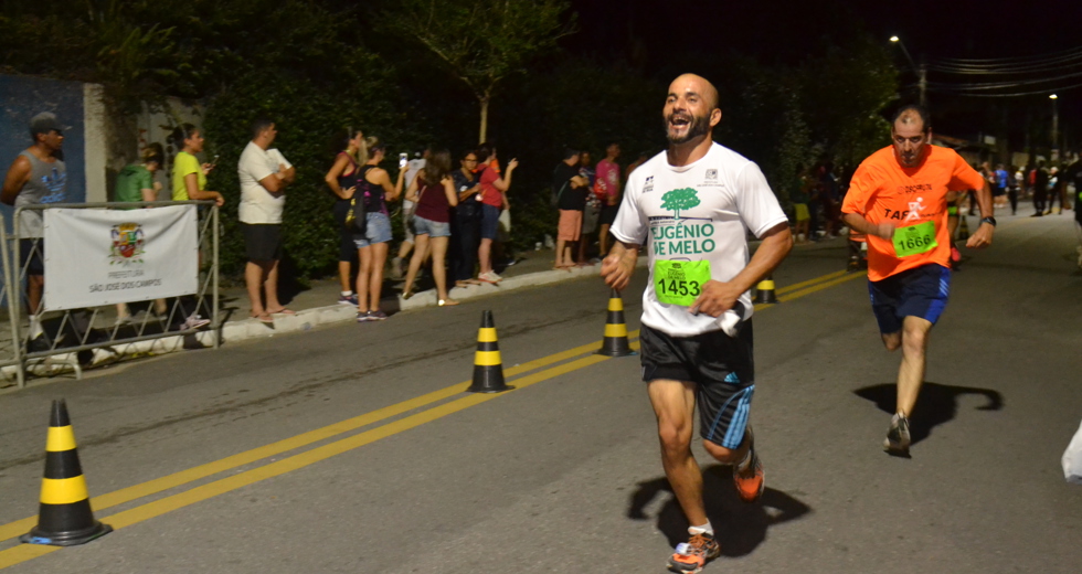 corrida-noturna-eugenio-de-melo-19-10-2019-lucas-cabral-11.jpg