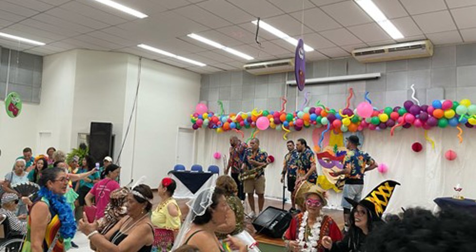 Concurso de fantasias de Carnaval na Casa do Idoso Centro