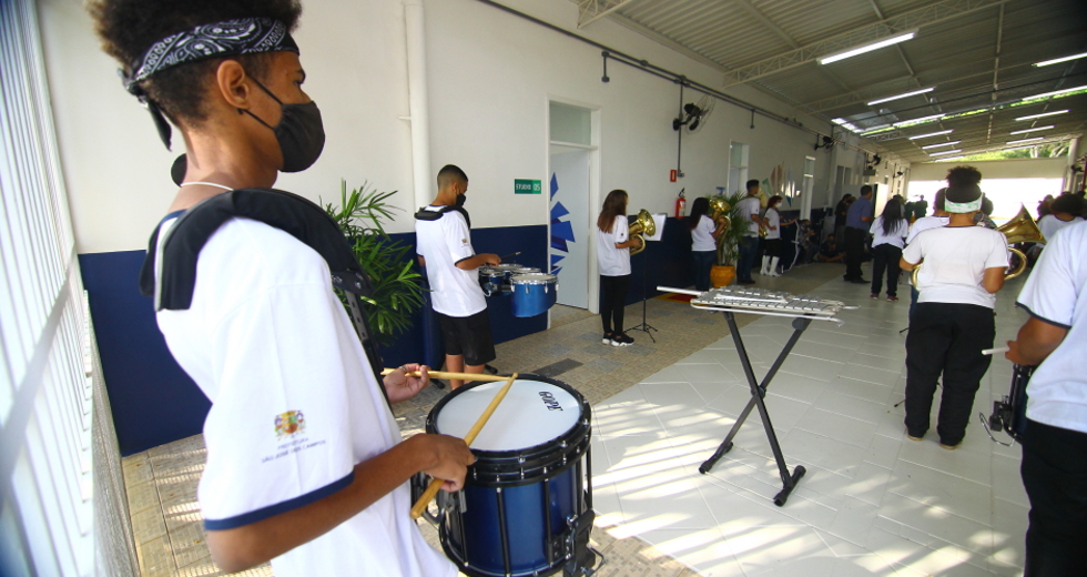 cv__8627_claudio_vieira.jpg