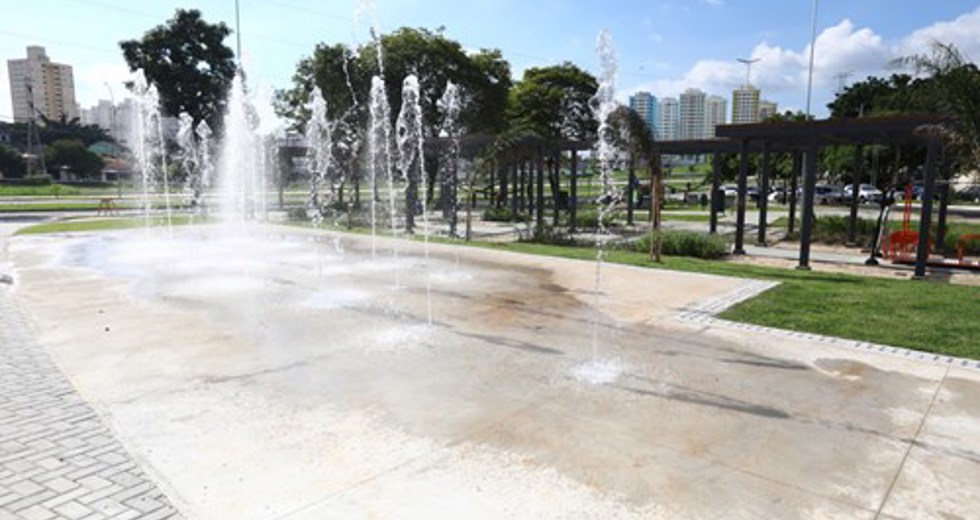 Praça Verão no Jardim Morumbi