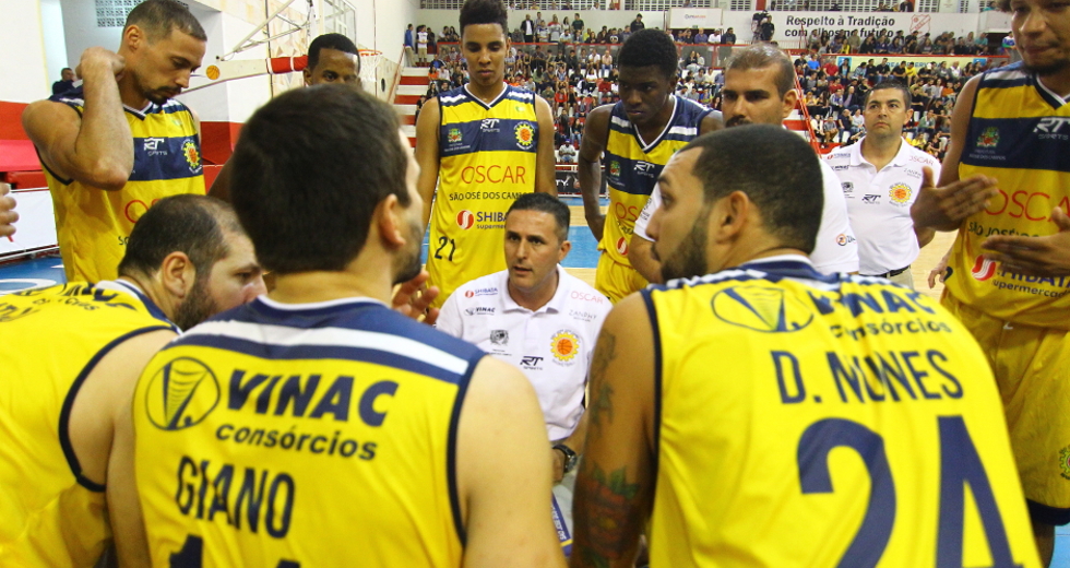cv__1372-claudio_vieira.jpg