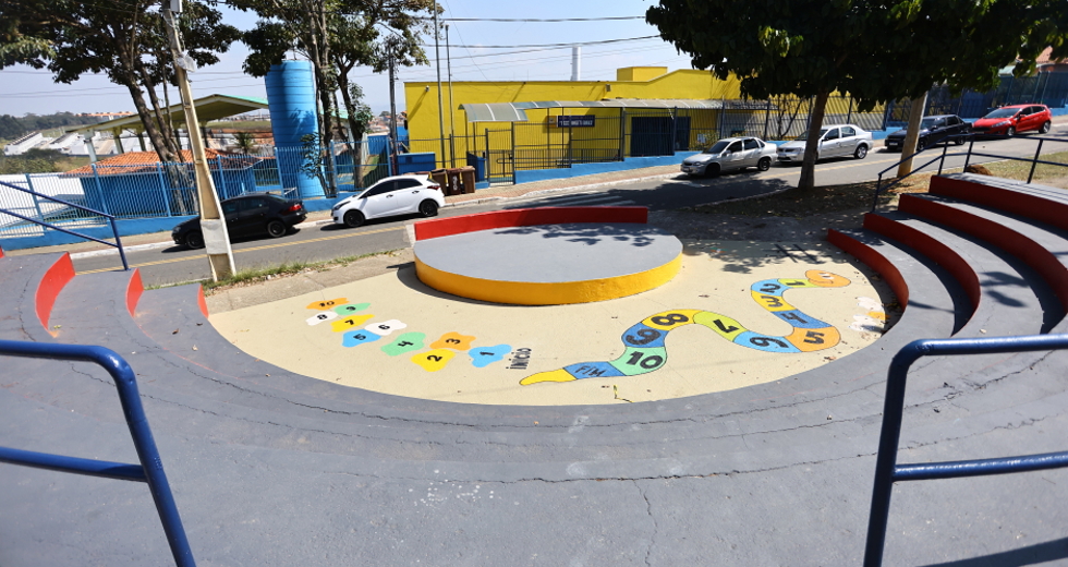 Revitalização Praças Jd. São José 2. Foto: Claudio Vieira/PMSJC 28-08-2025