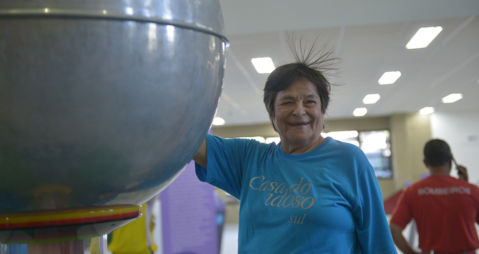 visita-casa-do-idoso-ao-museu-interativo-de-ciencias-20-05-2019-lucas-cabral-30.jpg