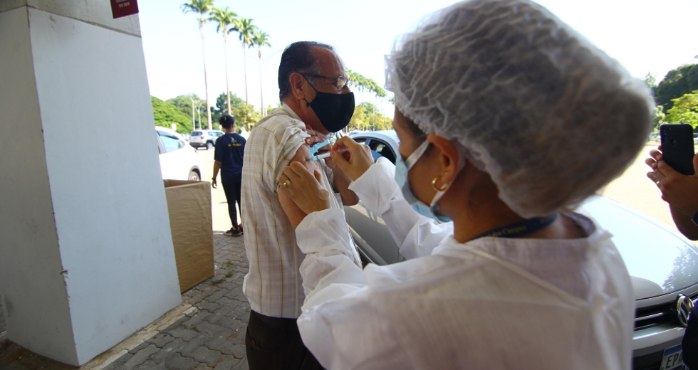 cv__7126_claudio_vieira.jpg