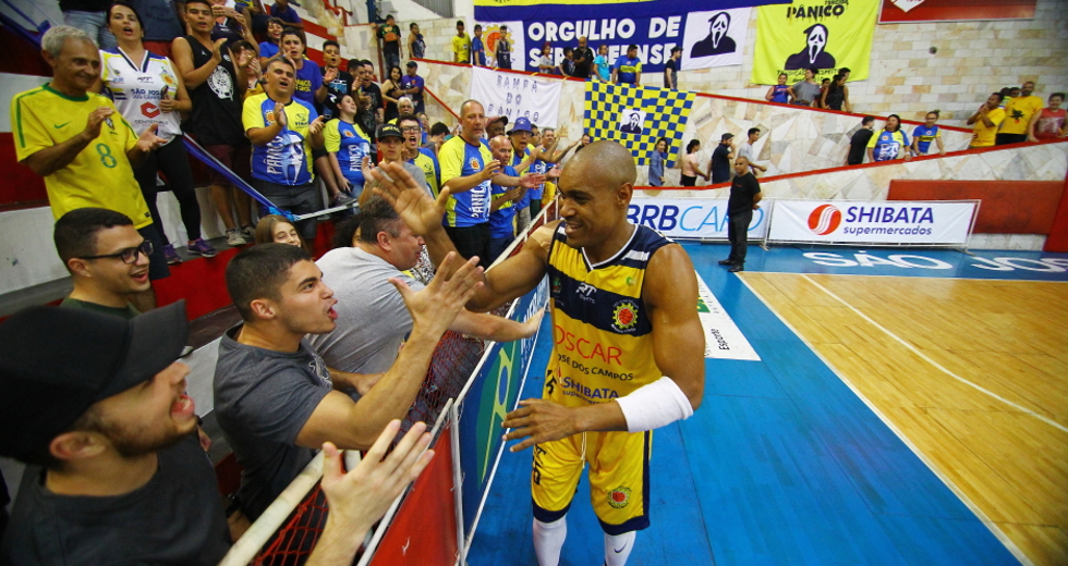 cv__1701-claudio_vieira.jpg