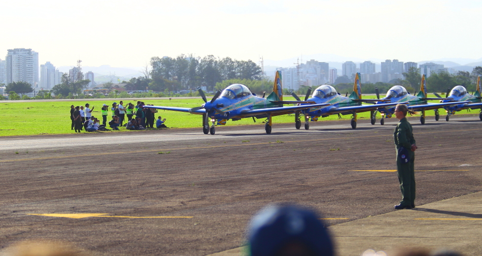 cv__6561-claudio_vieira.jpg