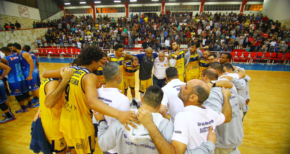 cv__1593-claudio_vieira.jpg