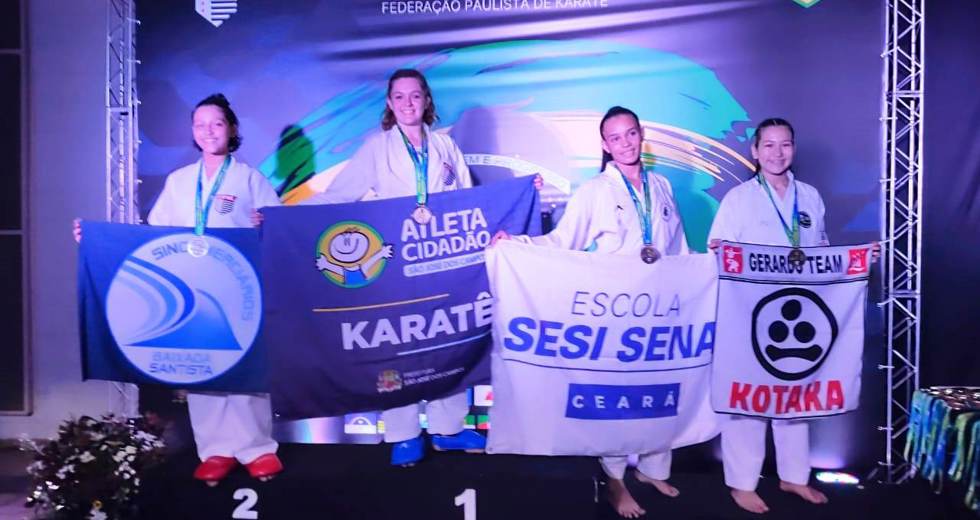 clara-karate.jpg