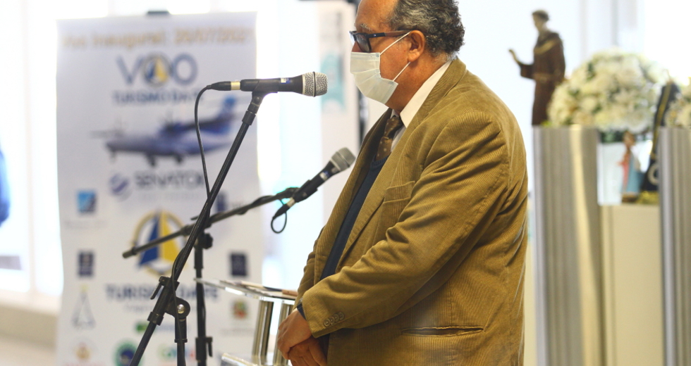 cv__7301_claudio_vieira.jpg