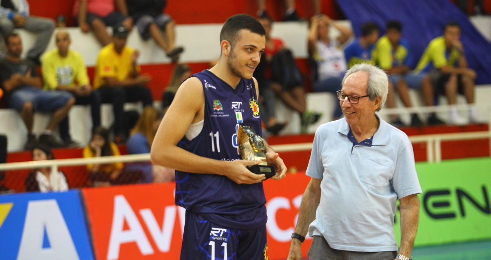 cv__1484-claudio_vieira.jpg