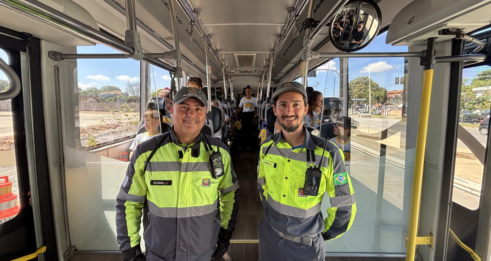 Ação Educamob na Linha Verde