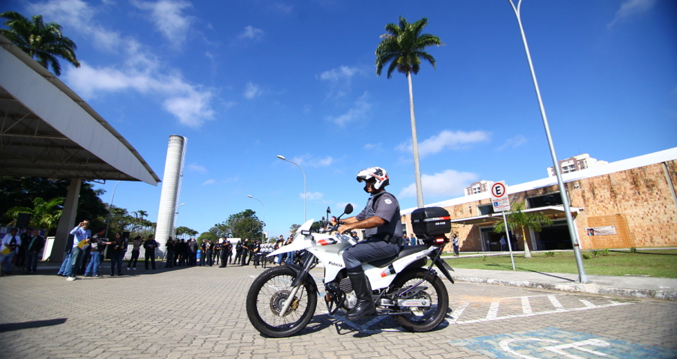 cv__2275_claudio_vieira.jpg