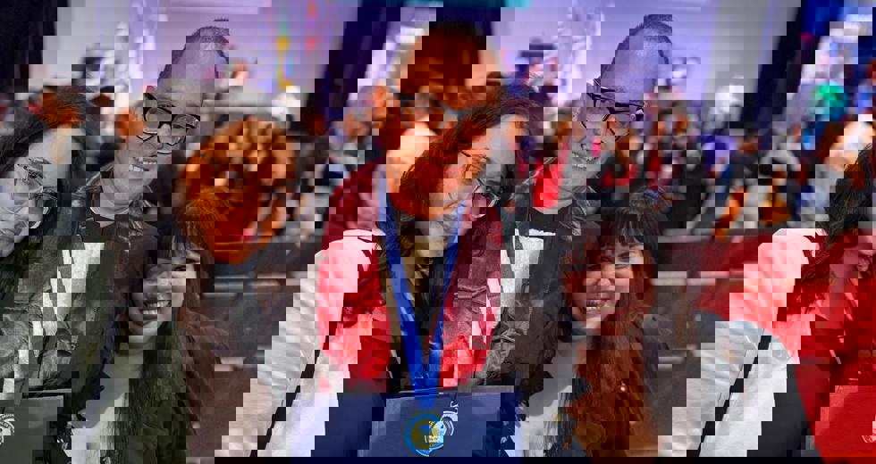 A solenidade reuniu familiares, professores e convidados no Teatro Municipal