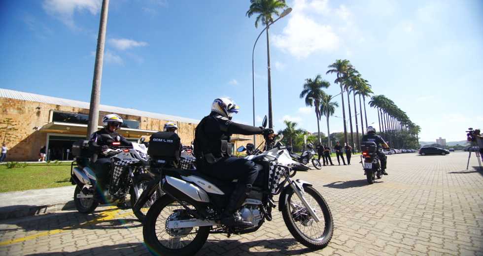 cv__2307_claudio_vieira.jpg