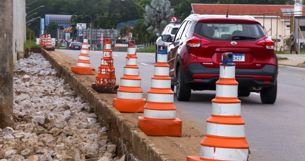 obras-de-nova-rotatoria-na-avlineu-de-moura-41.jpg