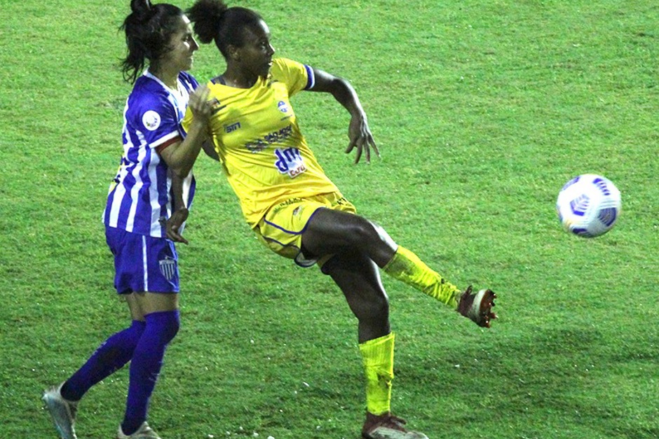 sao-jose-e-superado-pelo-avaikindermann-na-estreia-do-campeonato-brasileiro.jpg