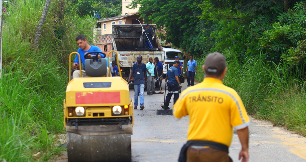 tapa_buraco_bairro_capuava-14-claudio_vieira.jpg