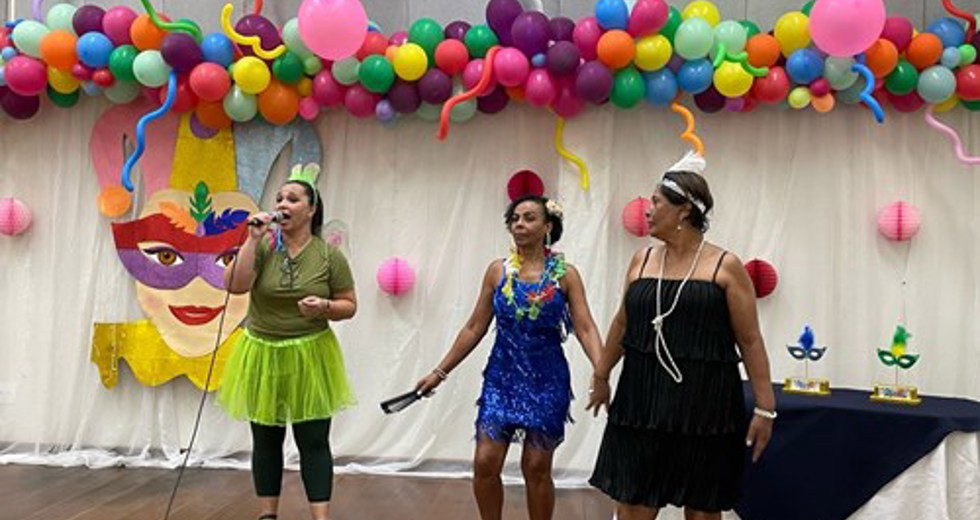 Concurso de fantasias de Carnaval na Casa do Idoso Centro