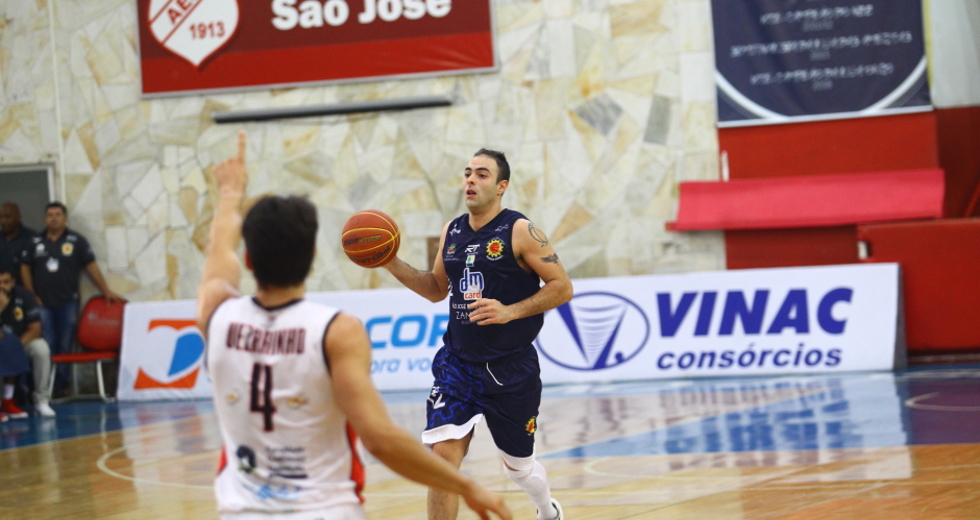 cv__1304-claudio_vieira.jpg
