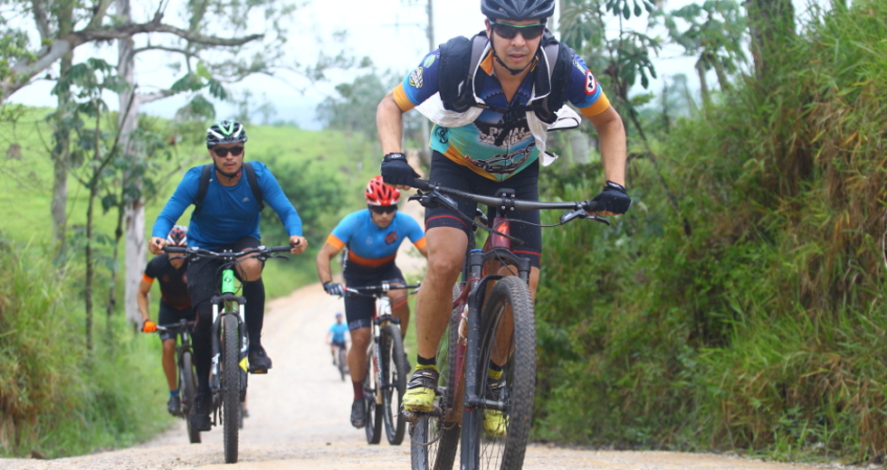 cv__4052_claudio_vieira.jpg