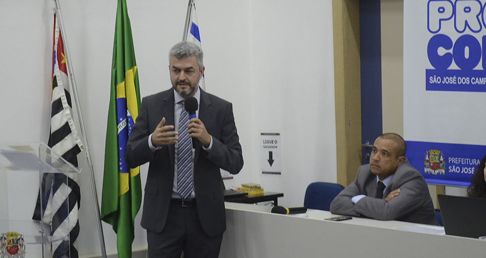 palestra-comemorativa-29-anos-codigo-do-consumidor-13-09-2019-lucas-cabral-15.jpg
