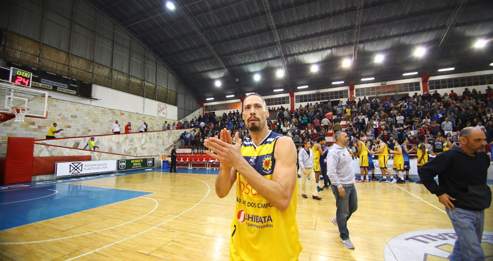 cv__2089-claudio_vieira.jpg