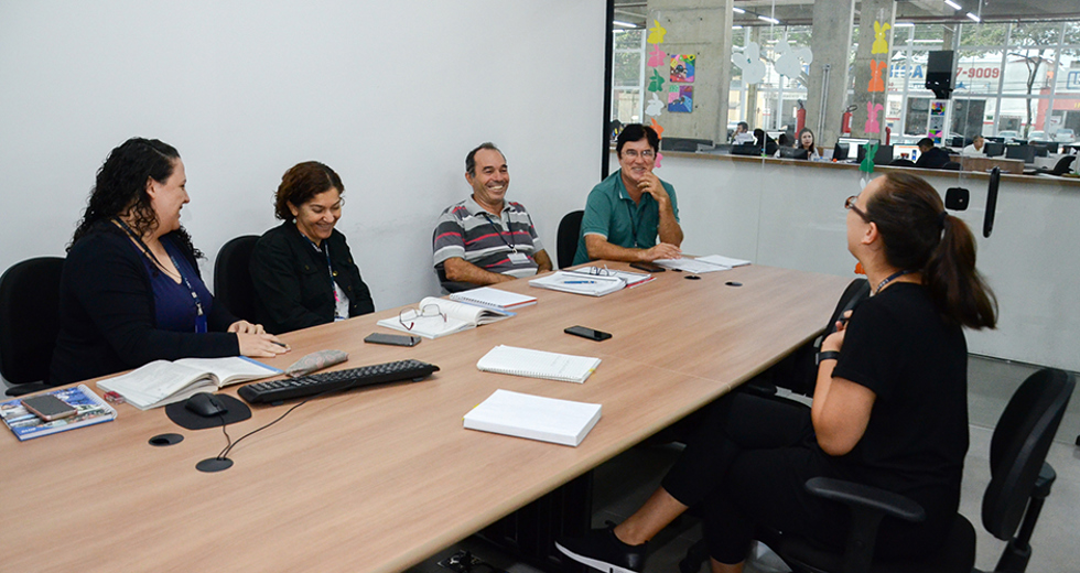 aula-de-ingles-servidora-mobilidade-25-04-2019-lucas-cabral-01.jpg